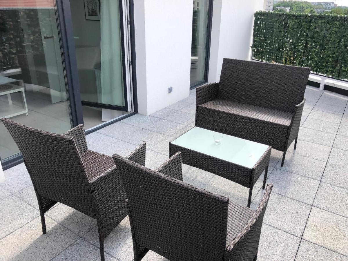 Apartament De Lux Apart 45 Grabiszynska Wroclaw Bagian luar foto