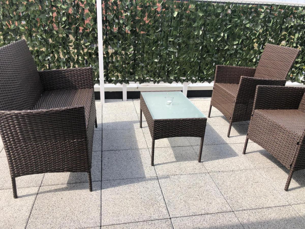 Apartament De Lux Apart 45 Grabiszynska Wroclaw Bagian luar foto